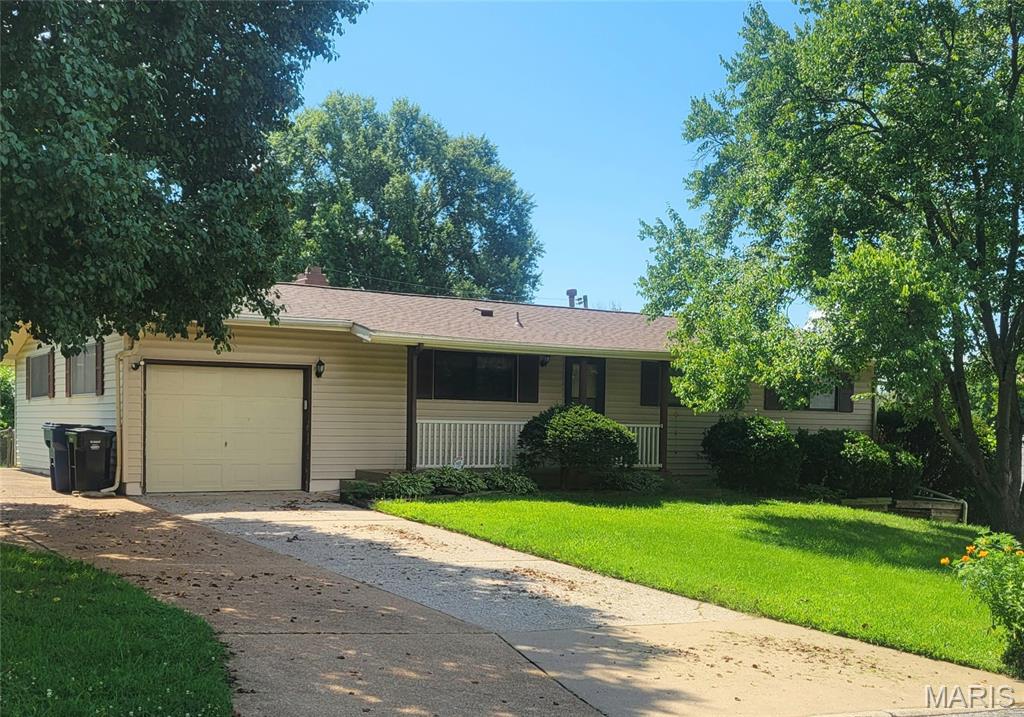 Photo of 4146 Garvey Drive Mehlville MO 63129