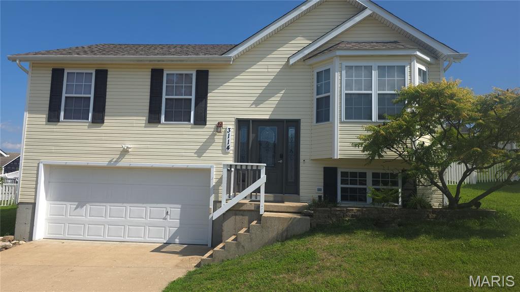 Photo of 3114 Valley Oaks Drive Imperial MO 63052