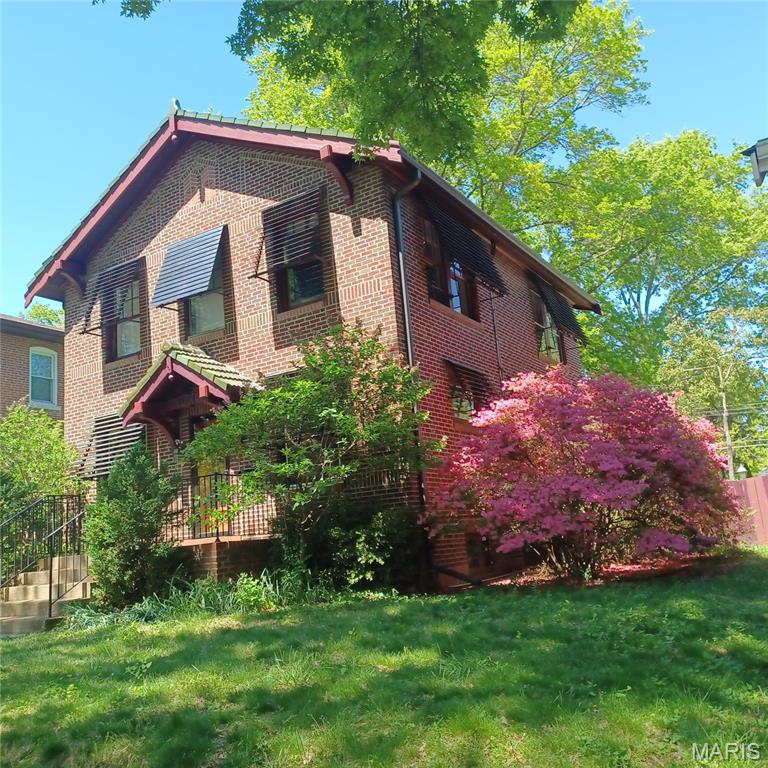 Photo of 7051 Waterman Avenue University City MO 63130