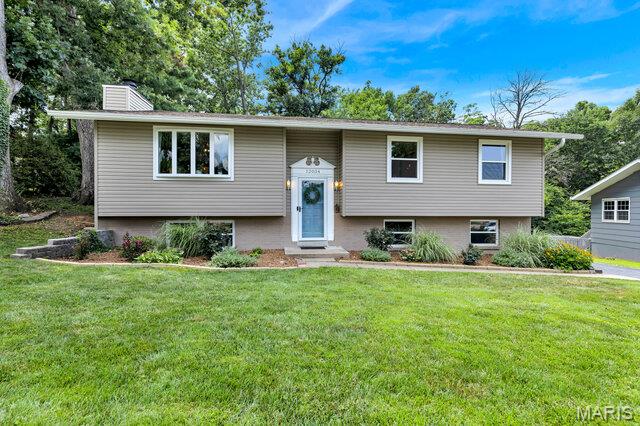 Photo of 12034 Debonnaire Drive St Louis MO 63146