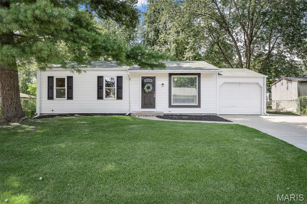 Photo of 504 Woodcrest Boulevard O'Fallon MO 63368