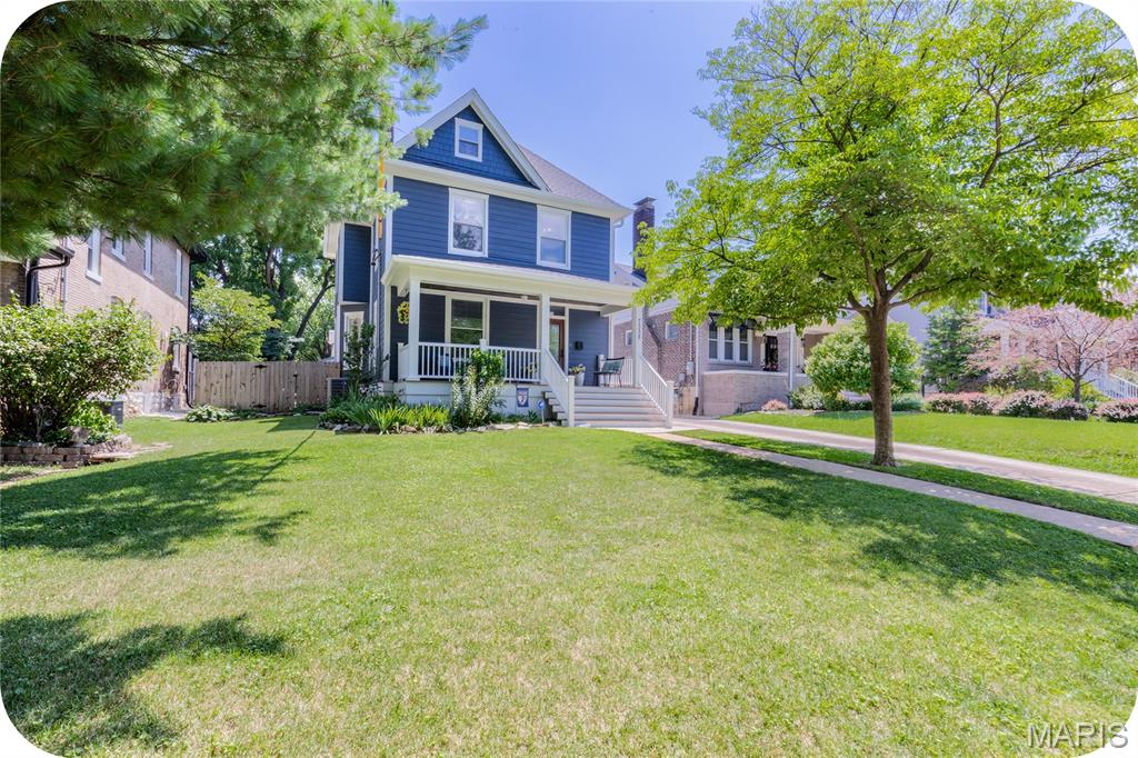 Photo of 7358 Flora Avenue Maplewood MO 63143