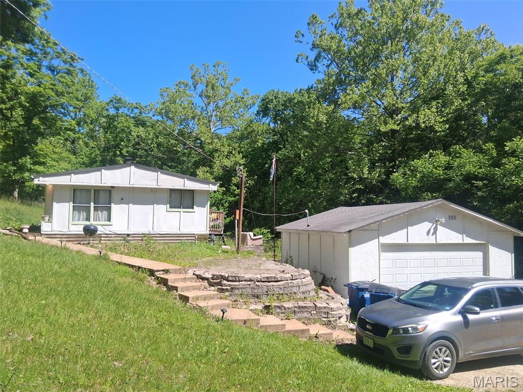 Photo of 274 Wheel Estate Villa Ridge MO 63089
