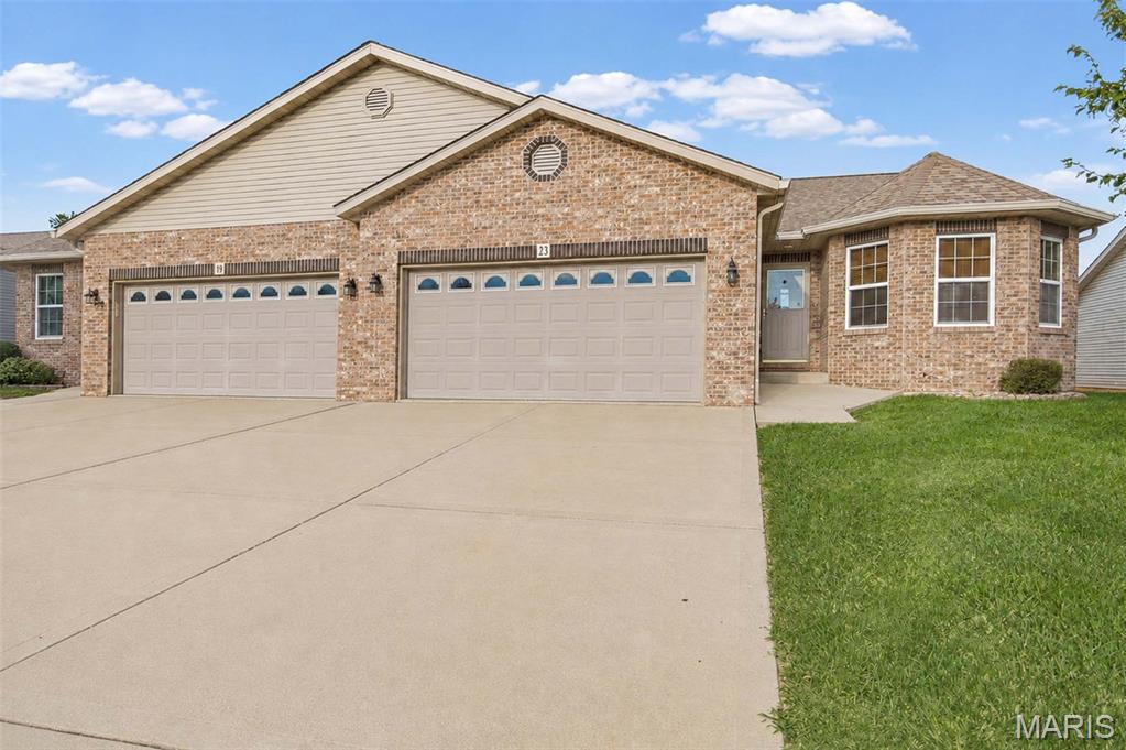 Photo of 23 Klein Drive Bethalto IL 62010