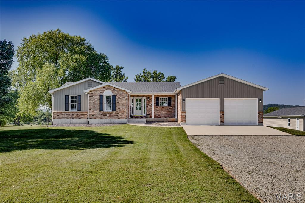 Photo of 4 McClanahan Road Farmington MO 63640