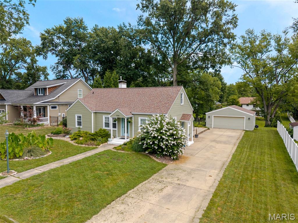 Photo of 226 Circle Drive Edwardsville IL 62025