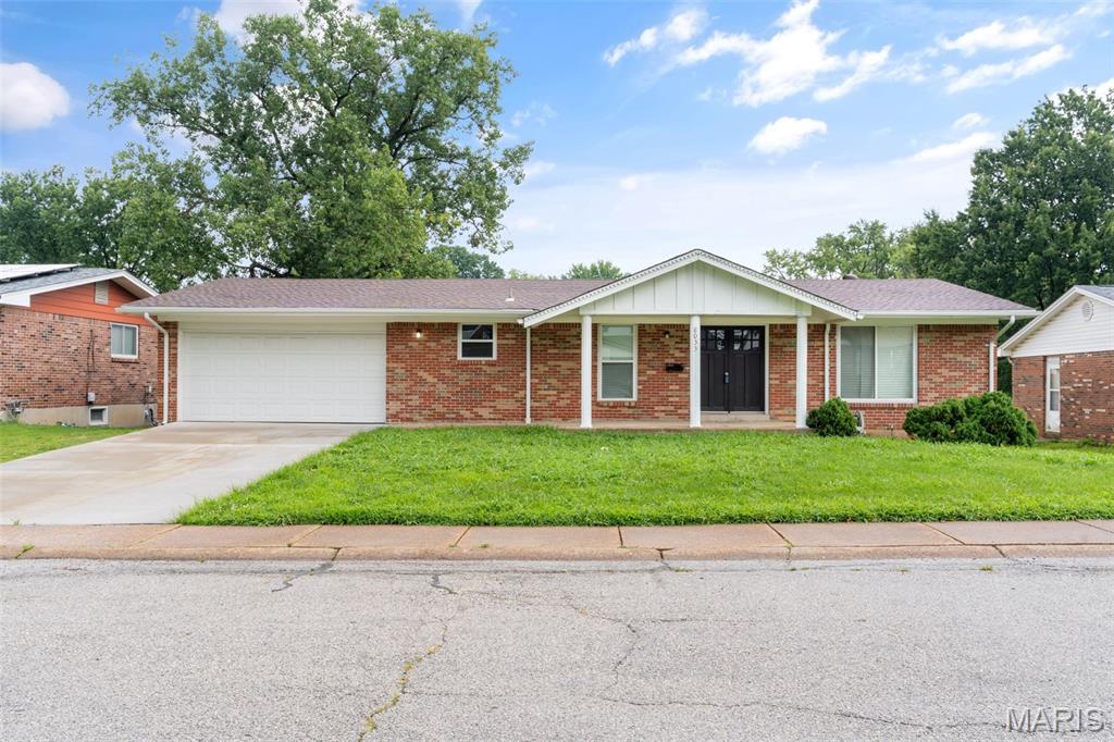 Photo of 8033 Amherst Avenue University City MO 63130
