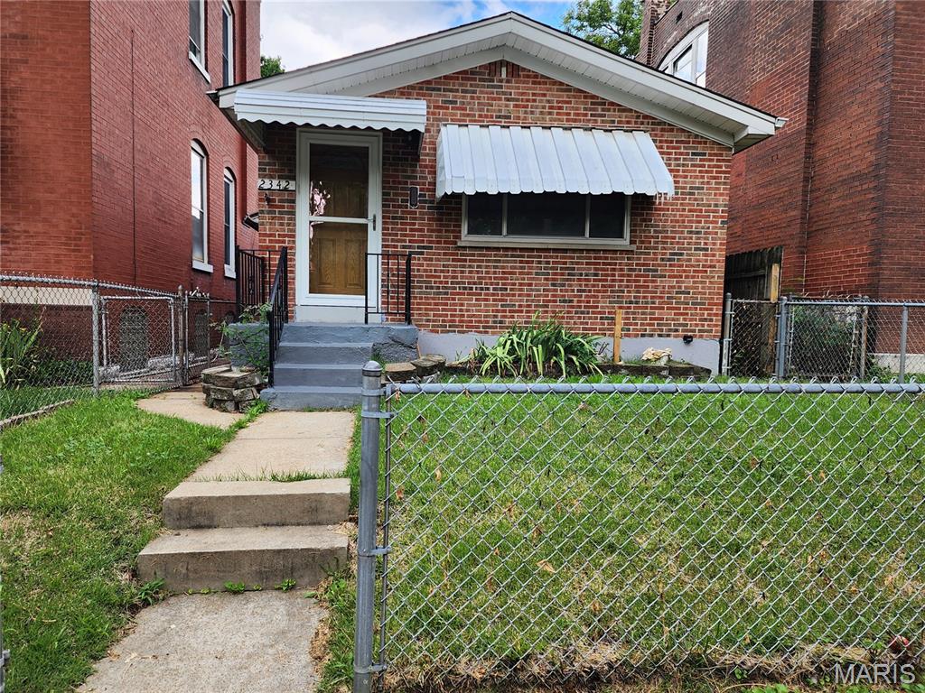 Photo of 2342 Virginia Avenue St Louis MO 63104
