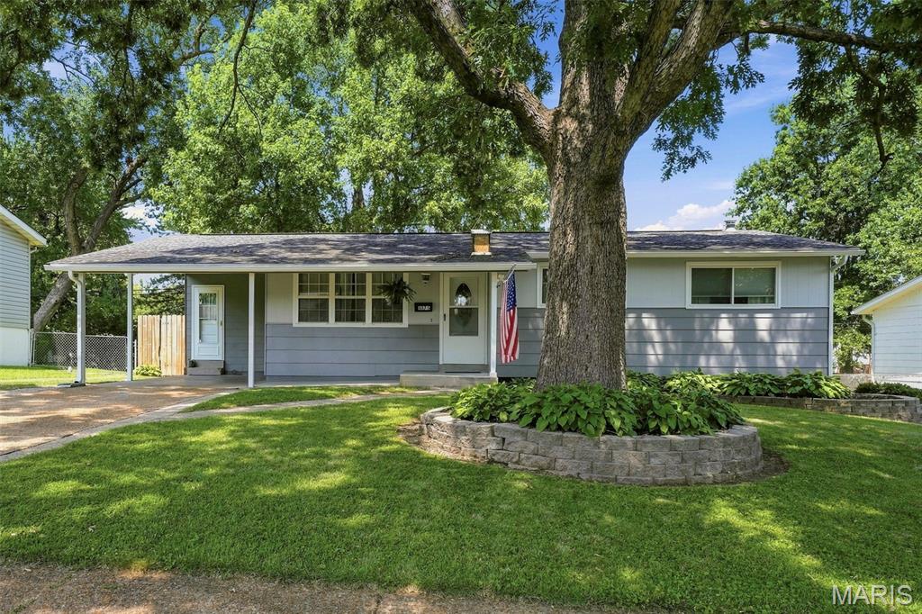 Photo of 1375 Tahoe Drive Florissant MO 63031