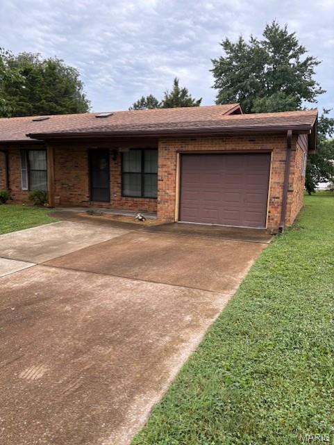 Photo of 2416 College Drive Belleville IL 62221