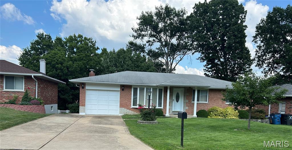 Photo of 9820 Vera Cruz Drive St Louis MO 63126