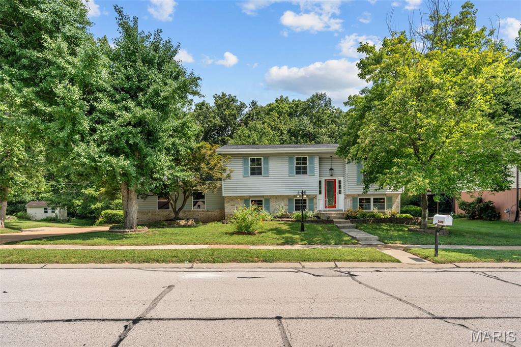 Photo of 2613 Blackforest Drive St Louis MO 63129