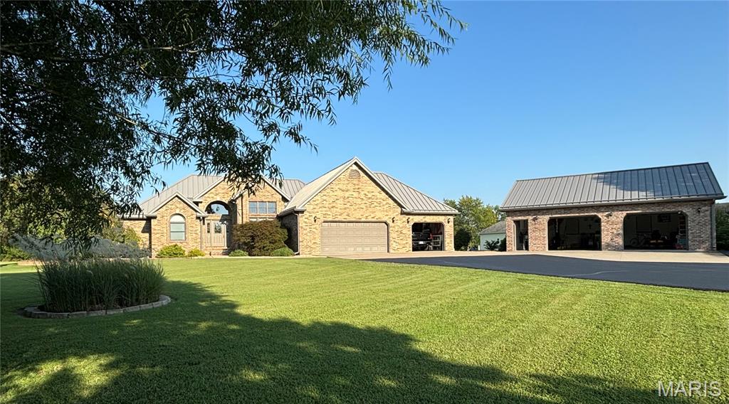 Photo of 23110 Roselawn Drive Lebanon MO 65536