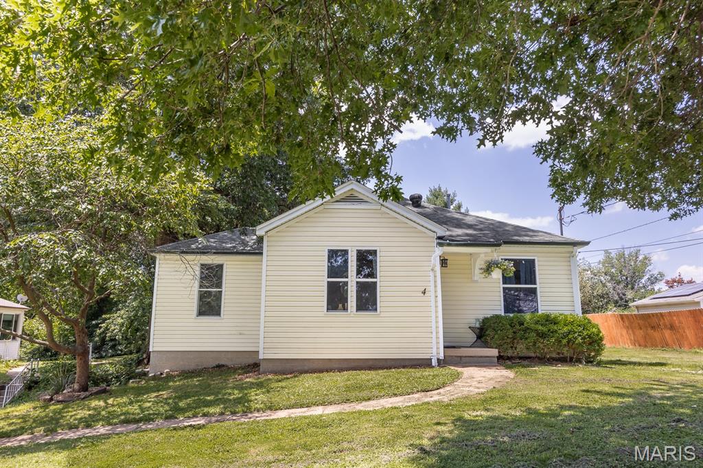 Photo of 4 Linda Vista Drive Belleville IL 62221