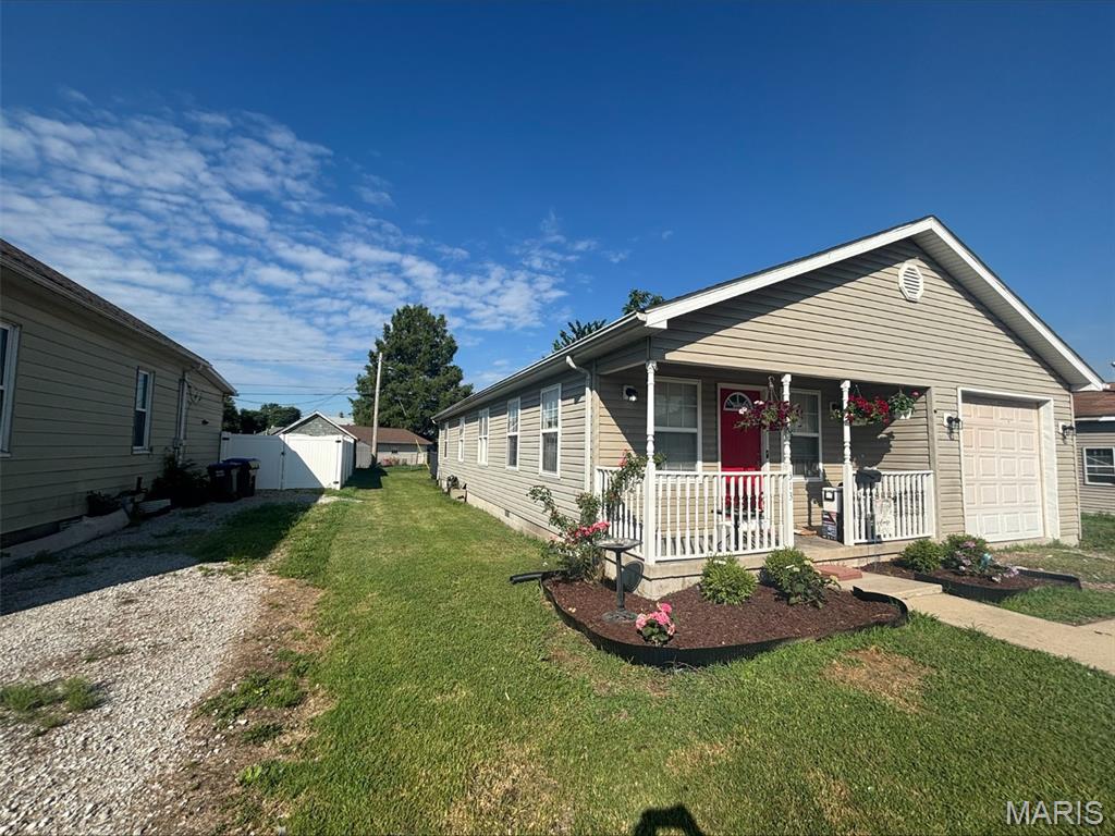 Photo of 313 State Street Dupo IL 62239