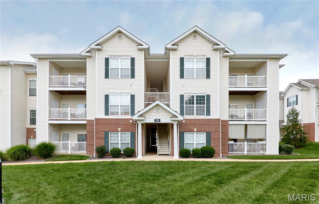 Photo of 29 Kassebaum Lane #307 St Louis MO 63129