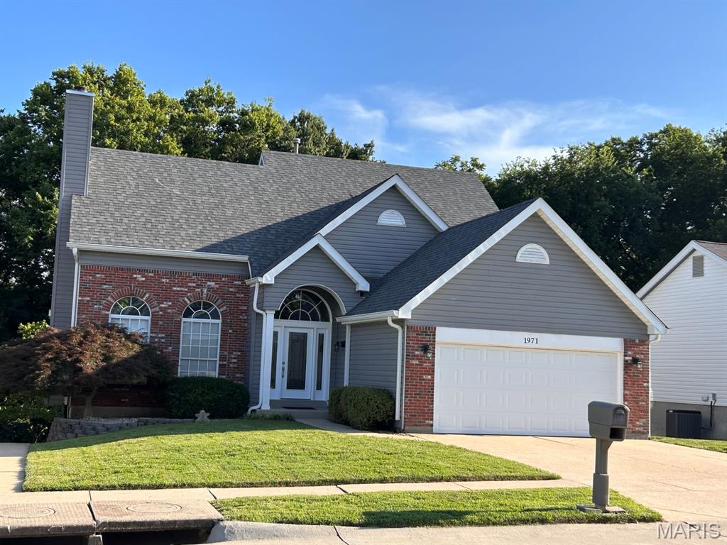 Photo of 1971 Fox Pointe Drive Arnold MO 63010