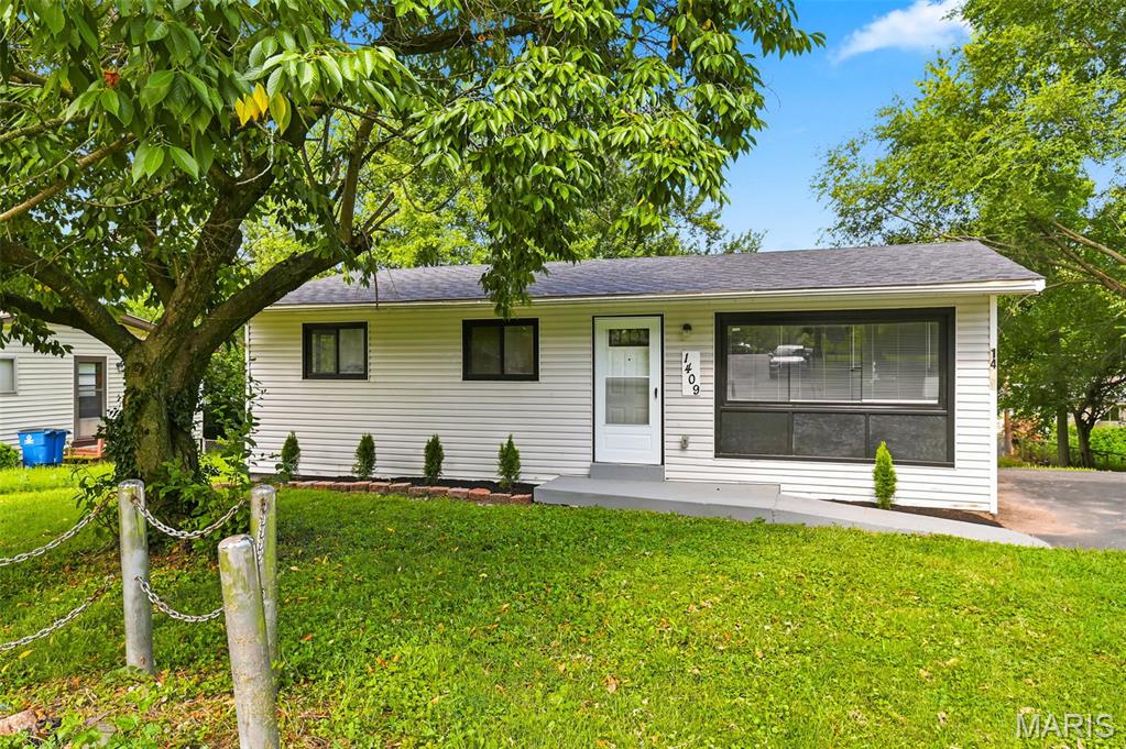 Photo of 1409 Moran Drive Hazelwood MO 63135