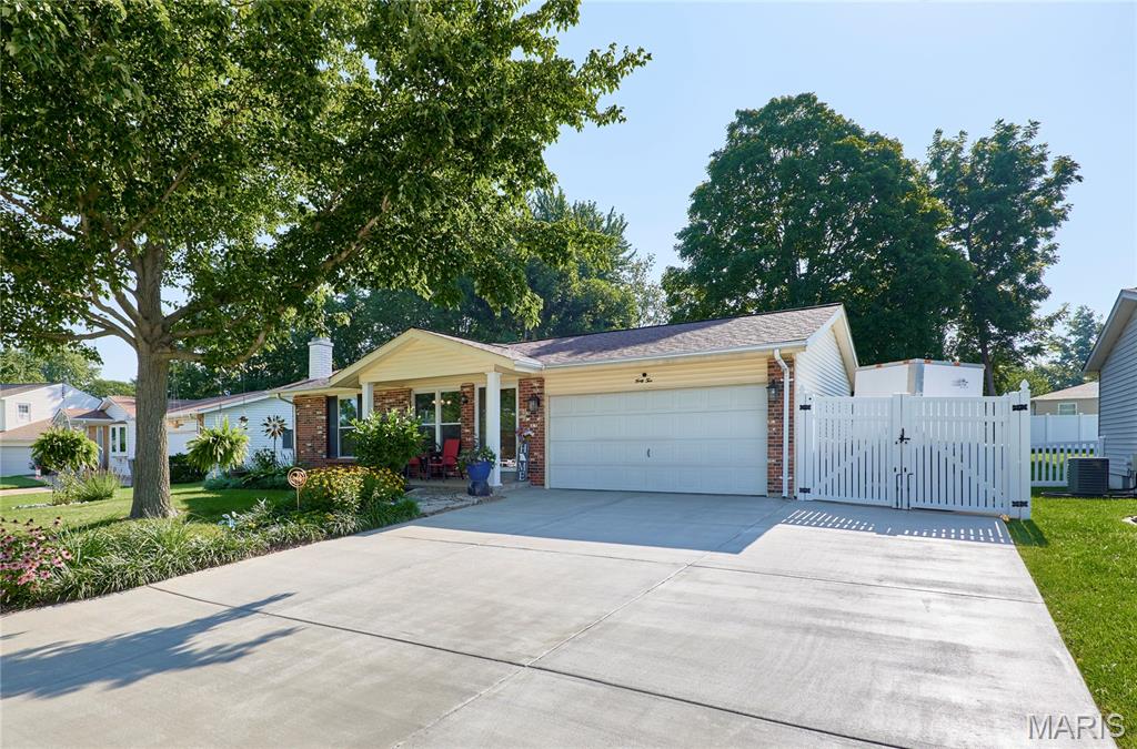 Photo of 42 Heather Valley Circle St Peters MO 63376