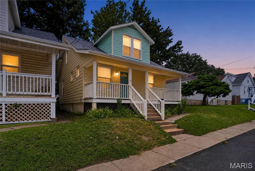 Photo of 409 W Holden Avenue St Louis MO 63125