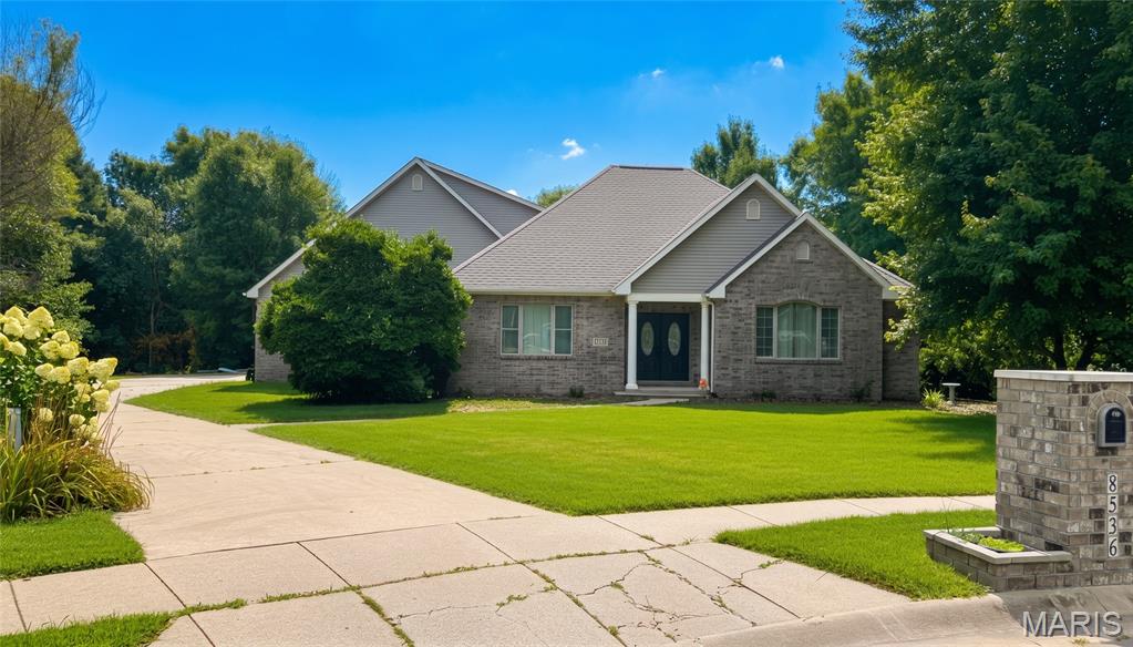 Photo of 8536 Armsleigh Place O'Fallon IL 62269