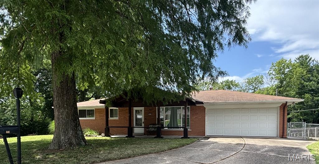 Photo of 25 Willowbrook Drive Belleville IL 62226