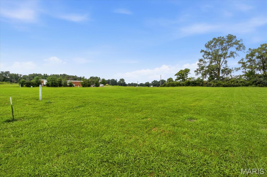 Photo of 2813 Scenic Lake Drive New Athens IL 62264