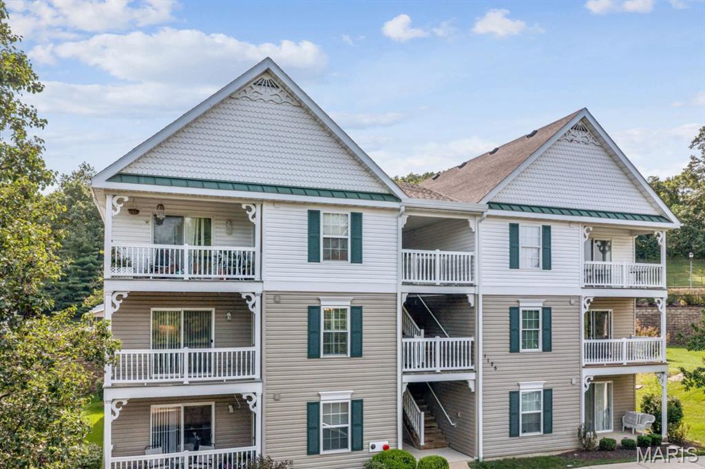Photo of 1125 Arbor Creek Drive #2A Kirkwood MO 63122