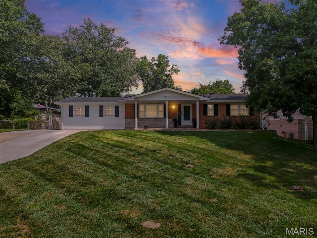 Photo of 735 Montbrook Drive O'Fallon MO 63366