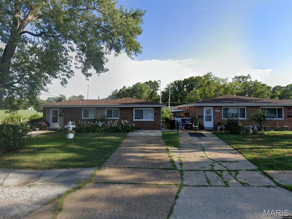 Photo of 10722 Tropic Drive St Ann MO 63074
