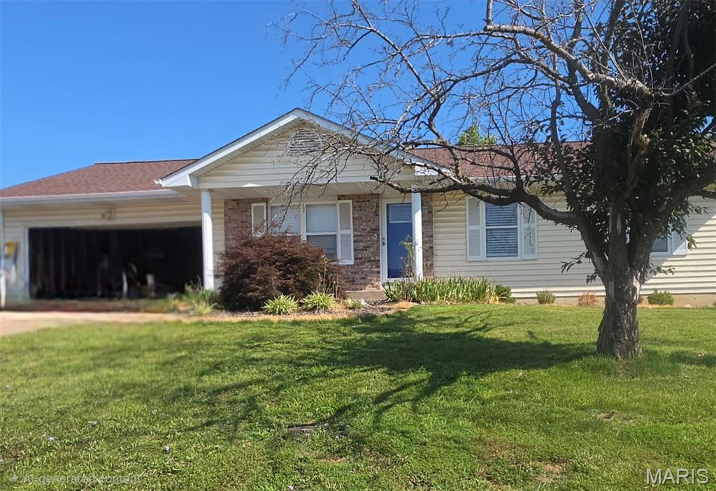 Photo of 103 Castlewood Drive Troy MO 63379