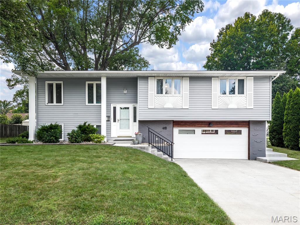 Photo of 418 Vermont St Bethalto IL 62010
