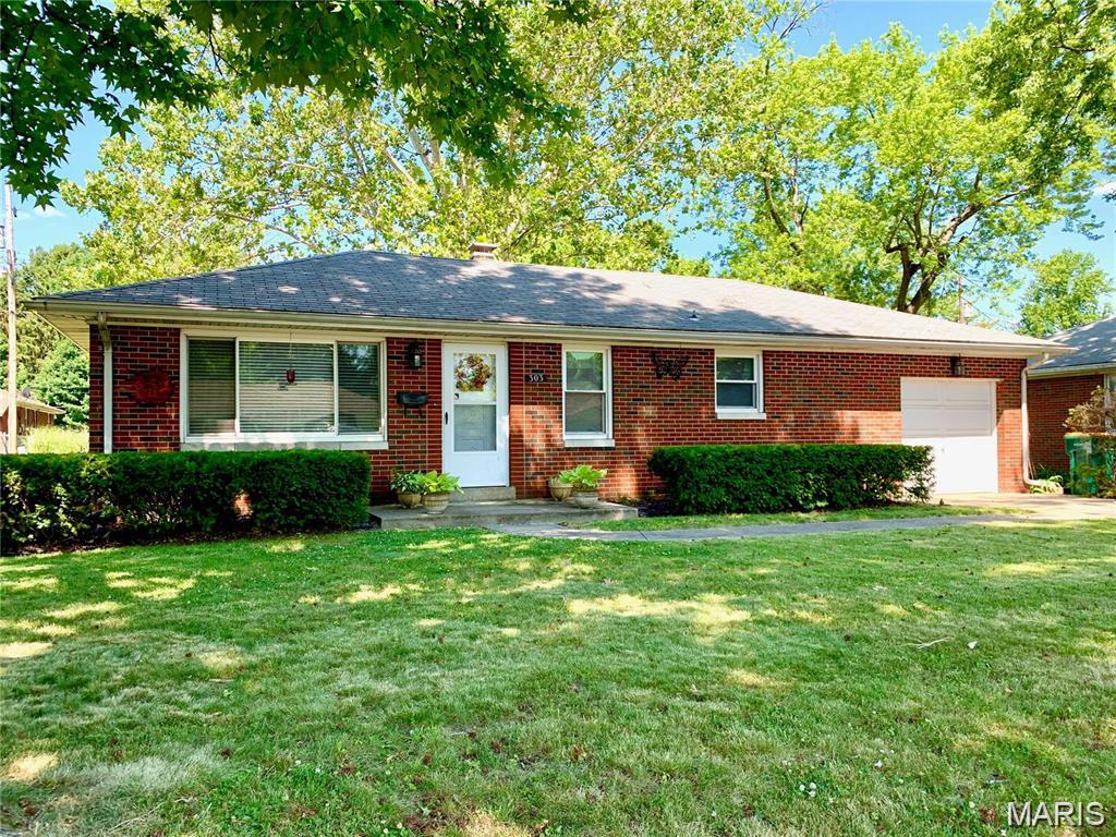 Photo of 303 S Augusta Street O'Fallon IL 62269
