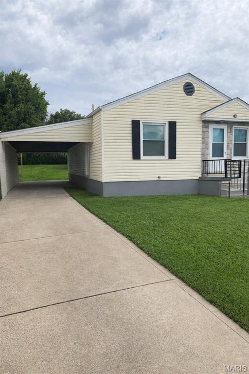 Photo of 10314 Millwood Avenue St Ann MO 63074