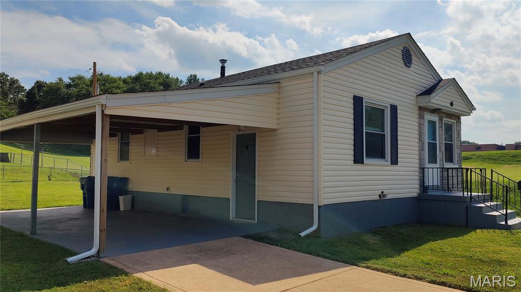 Photo of 10314 Millwood Avenue St Ann MO 63074