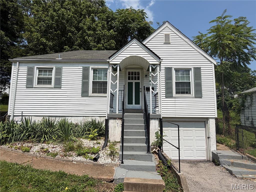 Photo of 7141 Greenhaven Drive Jennings MO 63136