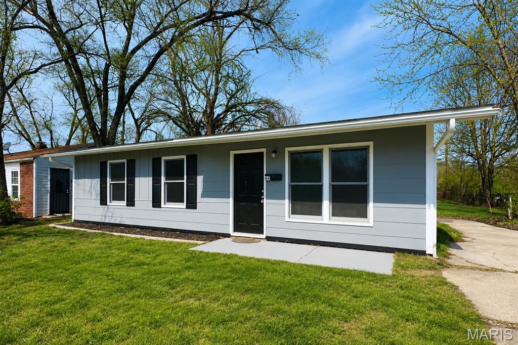 Photo of 44 E Adams Drive Cahokia IL 62206