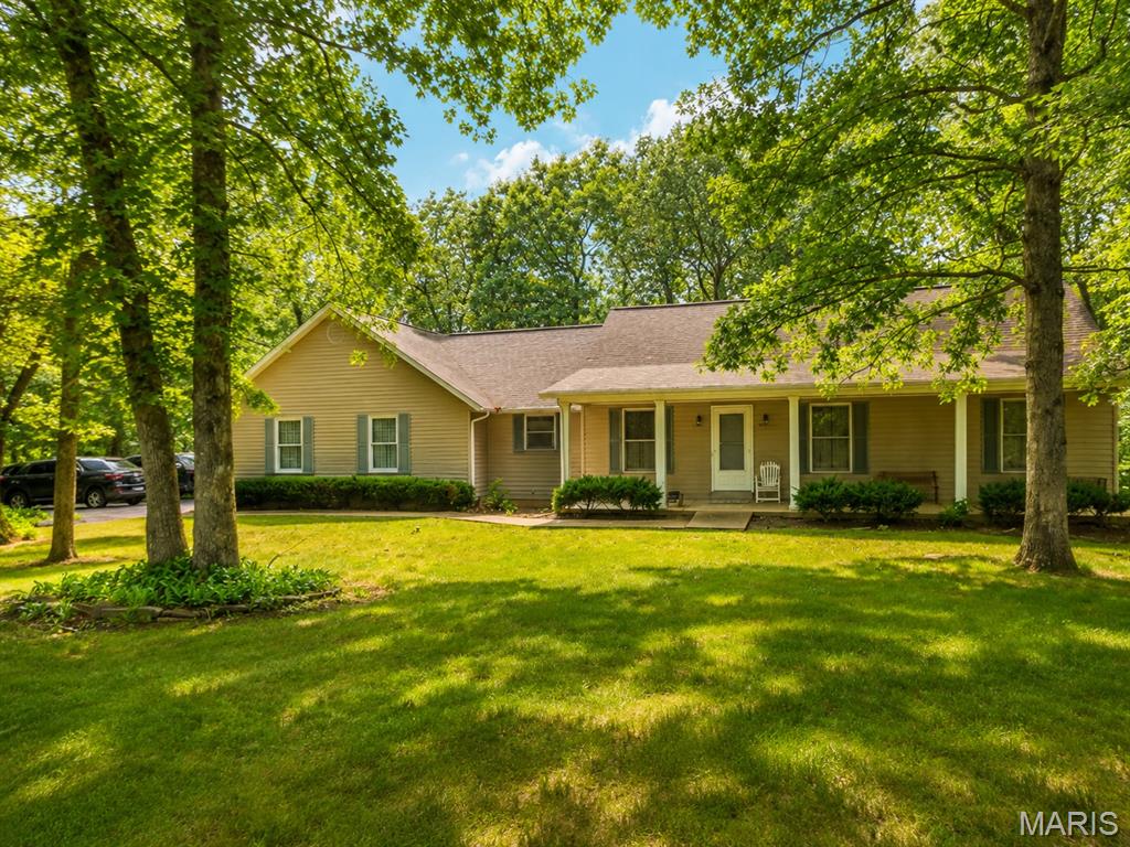 Photo of 3241 Cambridge Drive Festus MO 63028