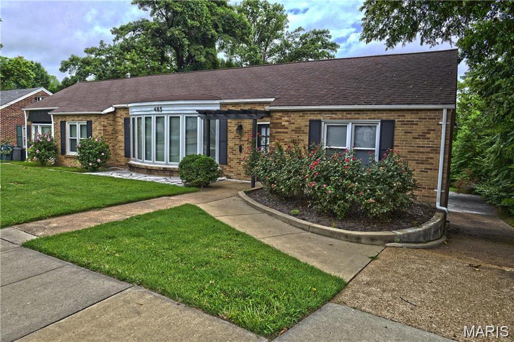 Photo of 485 E Adams Avenue Kirkwood MO 63122
