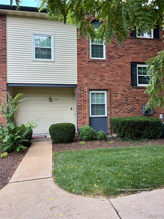 Photo of 124 Conway Cove Drive Chesterfield MO 63017