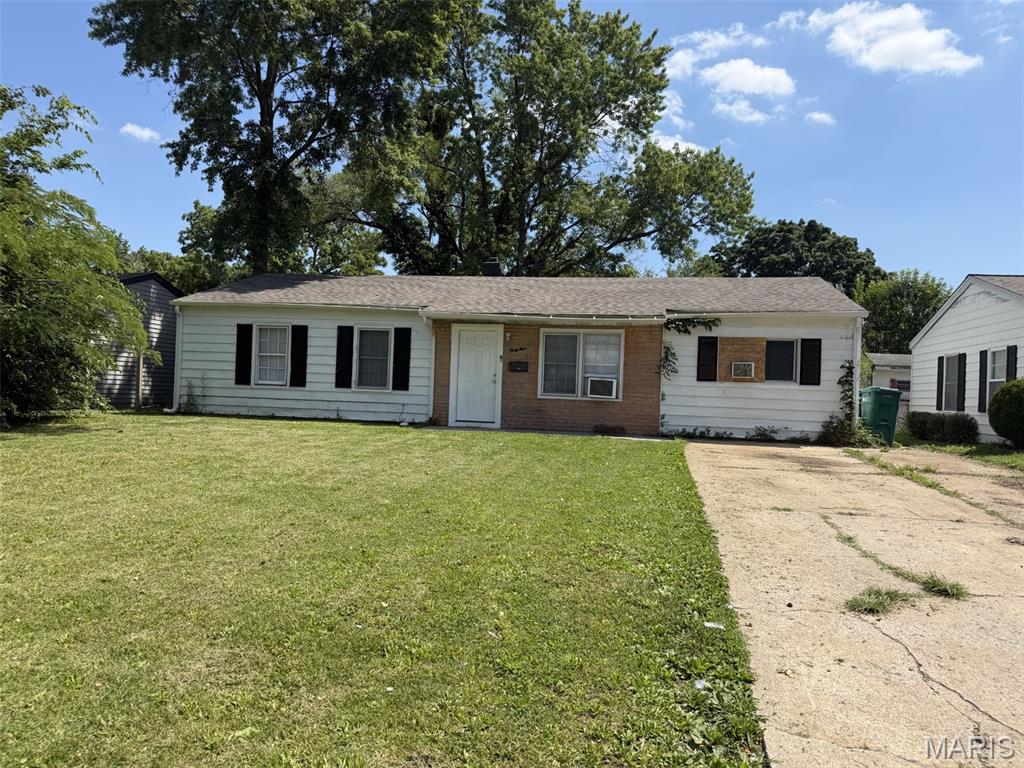 Photo of 39 W Adams Drive Cahokia IL 62206