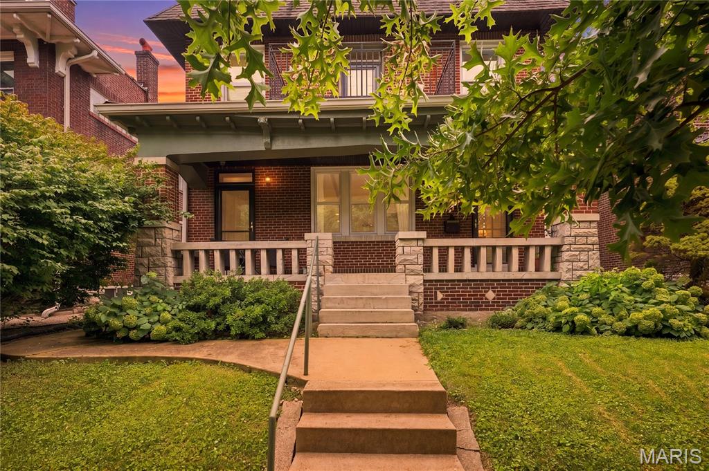 Photo of 4556 Shenandoah Avenue St Louis MO 63110