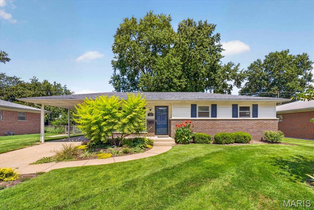Photo of 43 Dale Allen Drive Belleville IL 62226