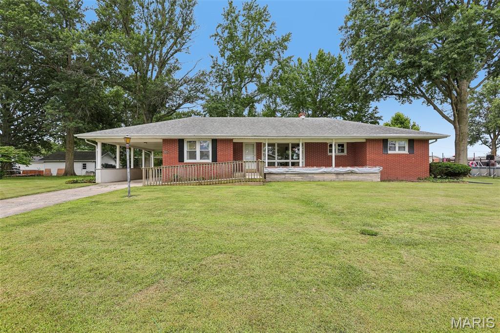 Photo of 304 W 7th North Street Mount Olive IL 62069