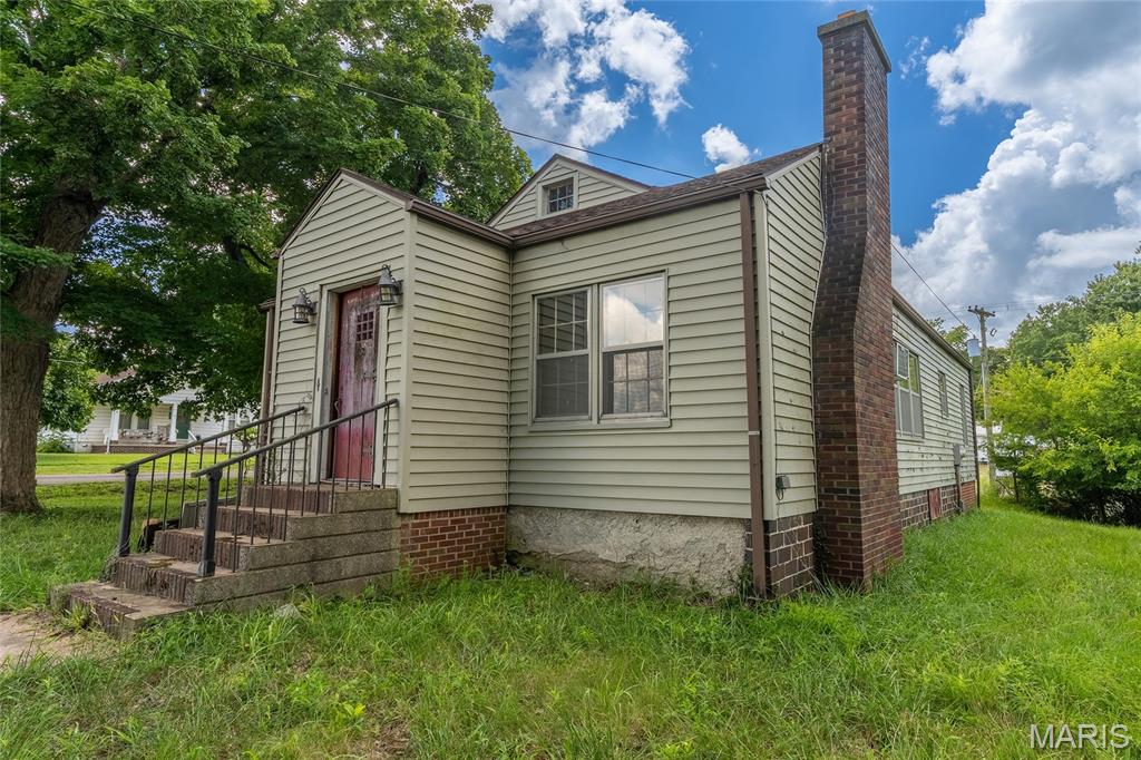Photo of 616 Broadway S Goreville IL 62939