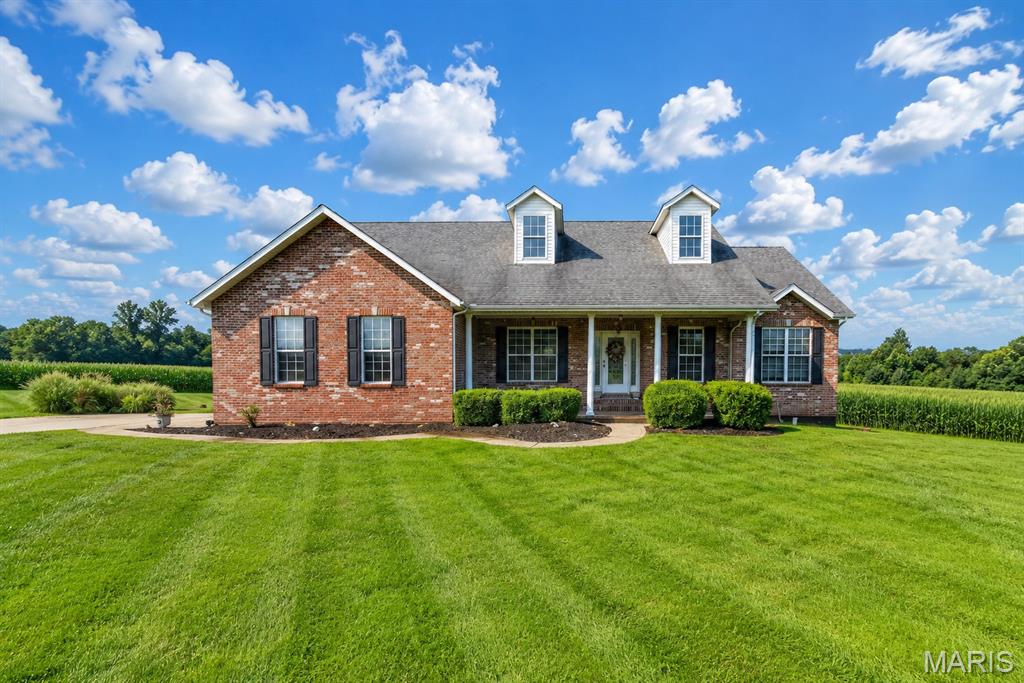Photo of 1136 Hoffmann Estates Drive Columbia IL 62236