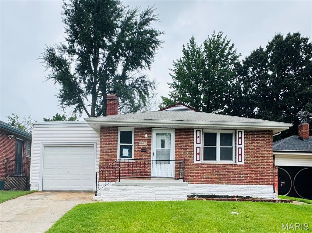 Photo of 6623 Kenwood Drive St Louis MO 63121