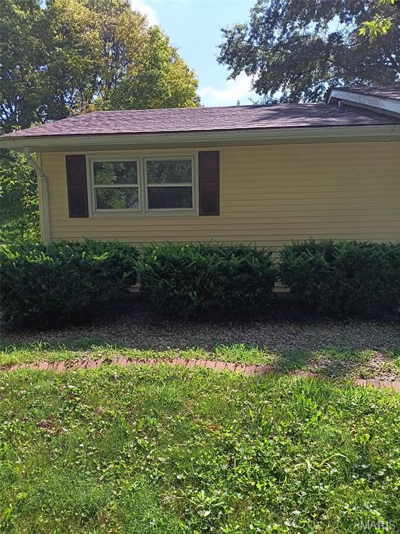 Photo of 923 Sumner Street Jerseyville IL 62052