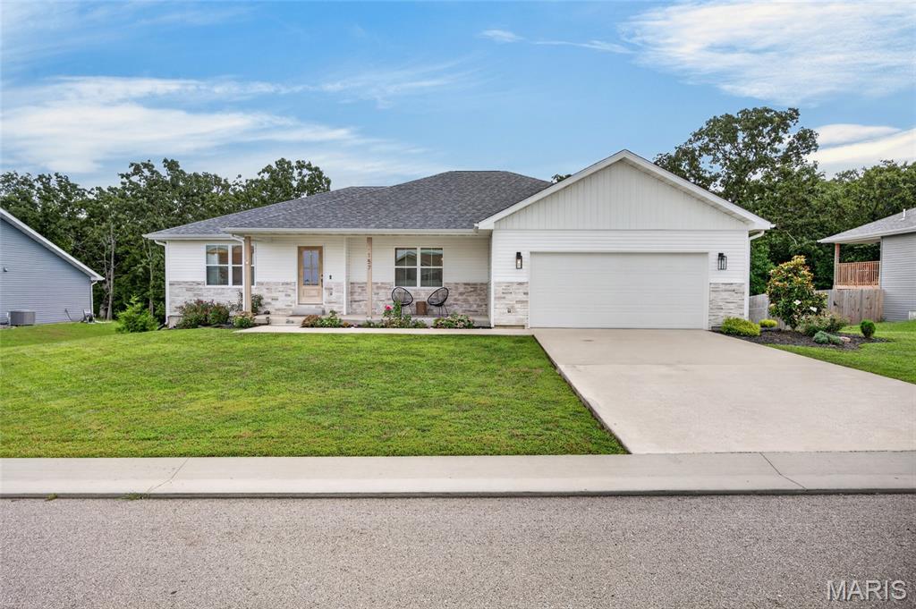 Photo of 157 Mesa Drive Waynesville MO 65583