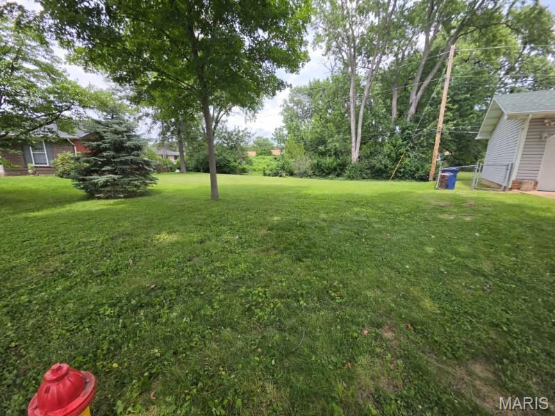 Photo of 16 Gray Brooke Lane Florissant MO 63031